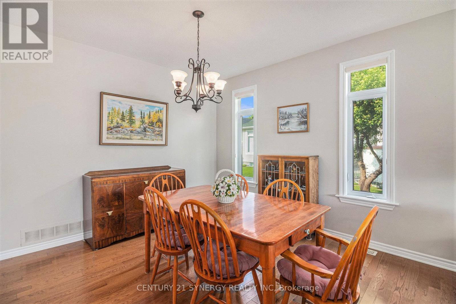 852 Swallowtail Crescent, Ottawa, Ontario  K4A 4M5 - Photo 8 - X12391966