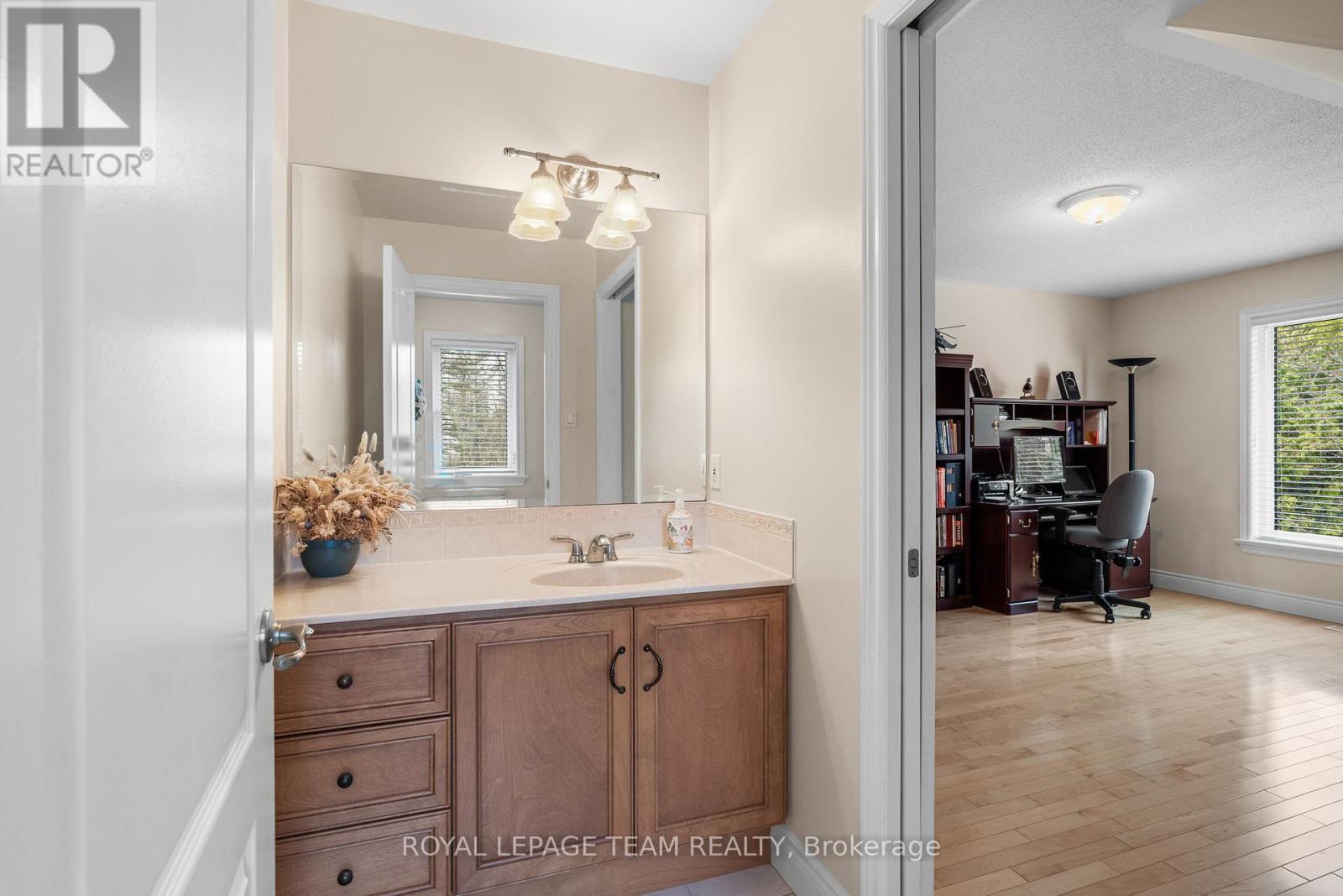 6005 Earlscourt Crescent, Ottawa, Ontario  K4M 1K2 - Photo 25 - X12392003