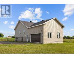 3348 Bureau Road, North Glengarry, Ca