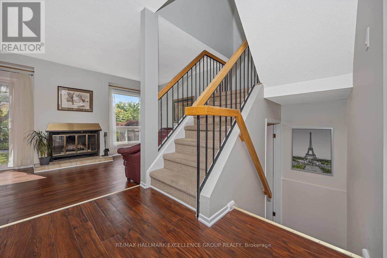 102f Valley Stream Drive, Ottawa, Ontario  K2H 9E1 - Photo 30 - X12392048
