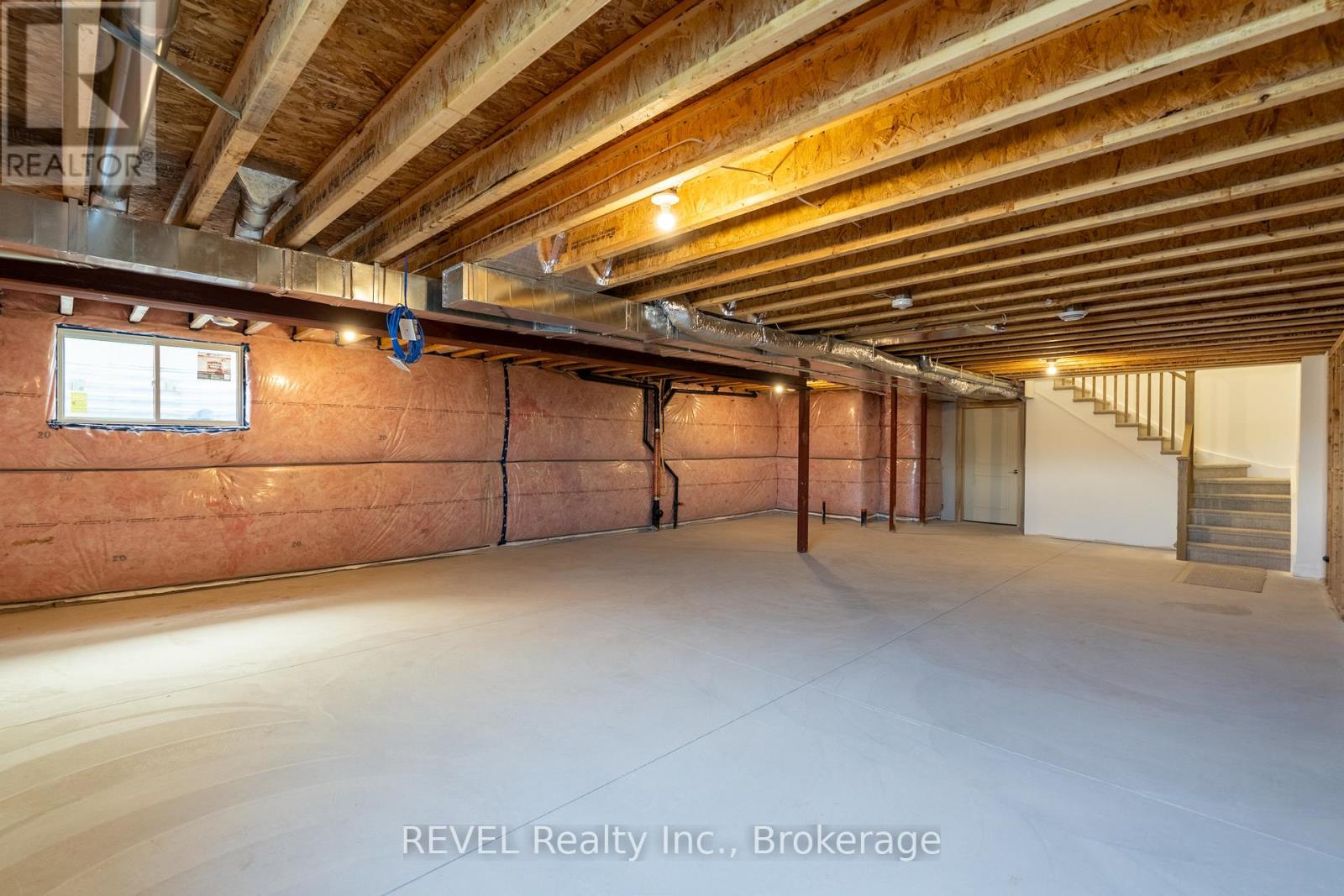 70f Seneca Drive, Fort Erie, Ontario  L2A 1C2 - Photo 15 - X12391883