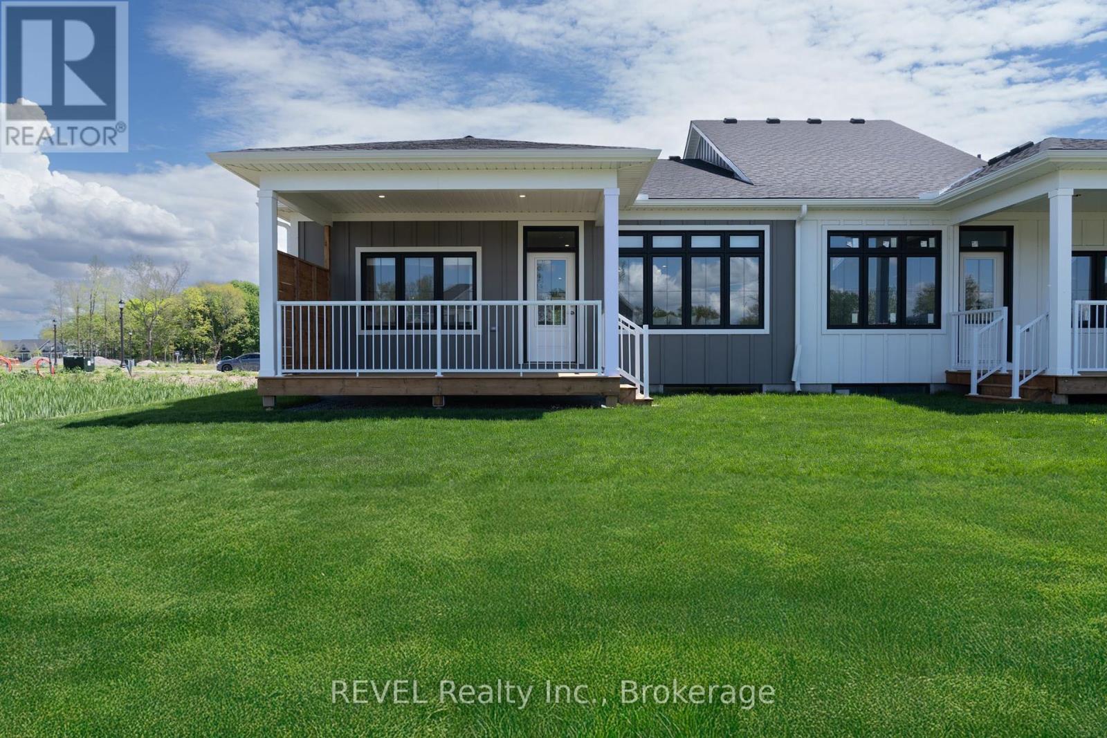 70f Seneca Drive, Fort Erie, Ontario  L2A 1C2 - Photo 22 - X12391883