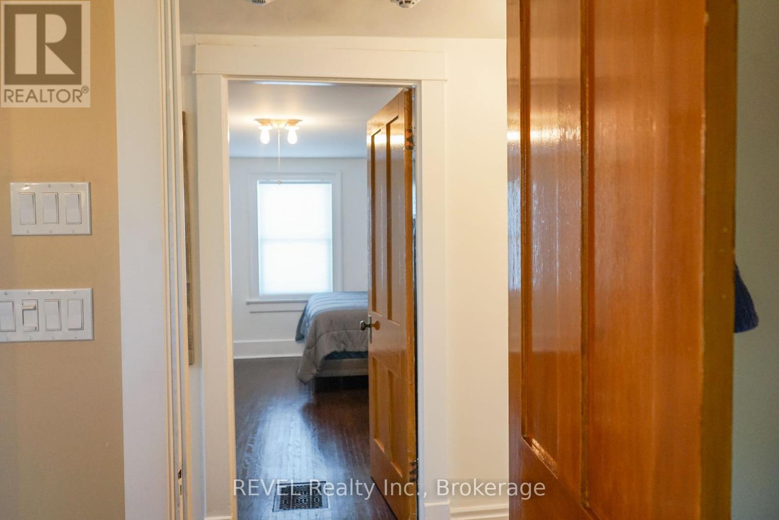 4046 Main Street, Niagara Falls, Ontario  L2G 6C2 - Photo 39 - X12391959