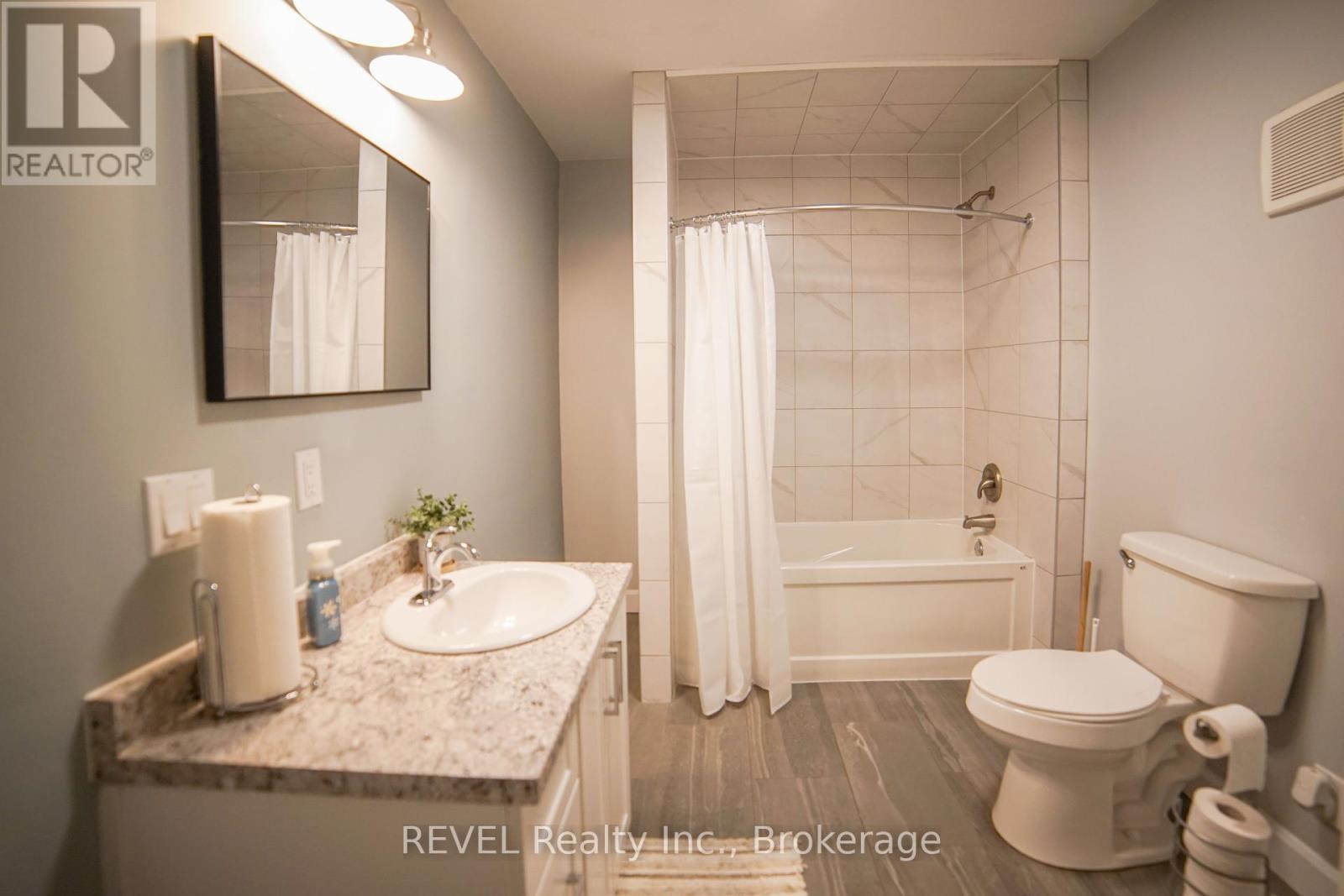 8685 Roosevelt Street, Niagara Falls, Ontario  L2G 7A3 - Photo 20 - X12391965