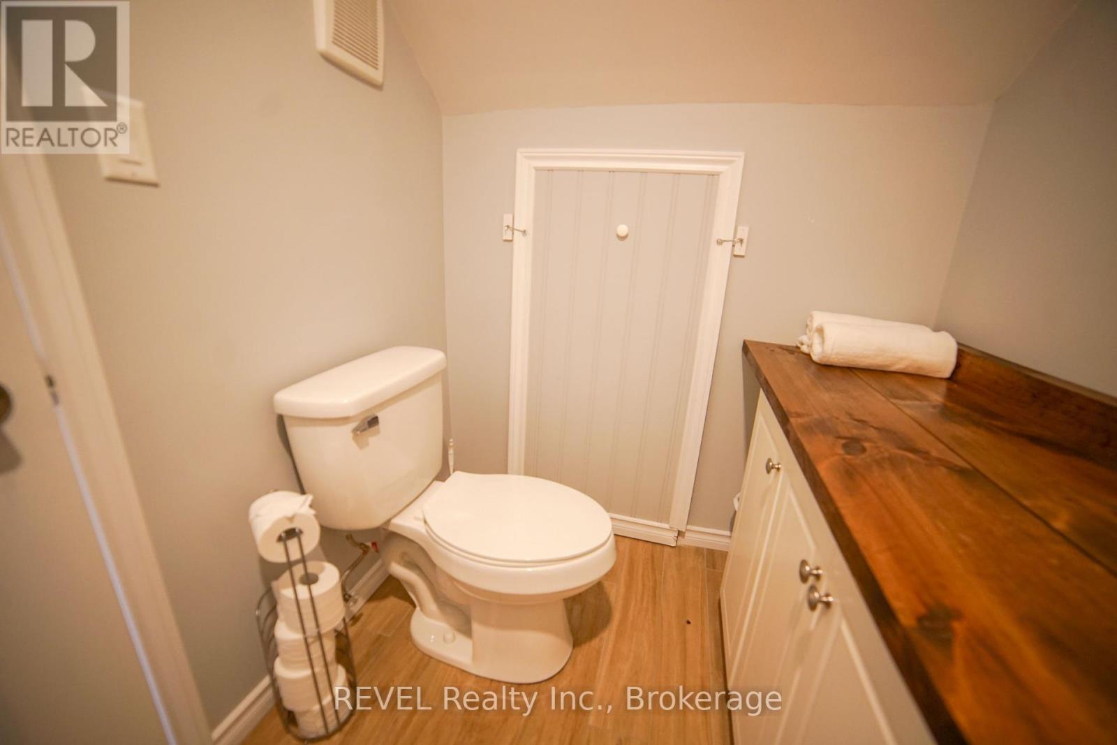 8685 Roosevelt Street, Niagara Falls, Ontario  L2G 7A3 - Photo 36 - X12391965