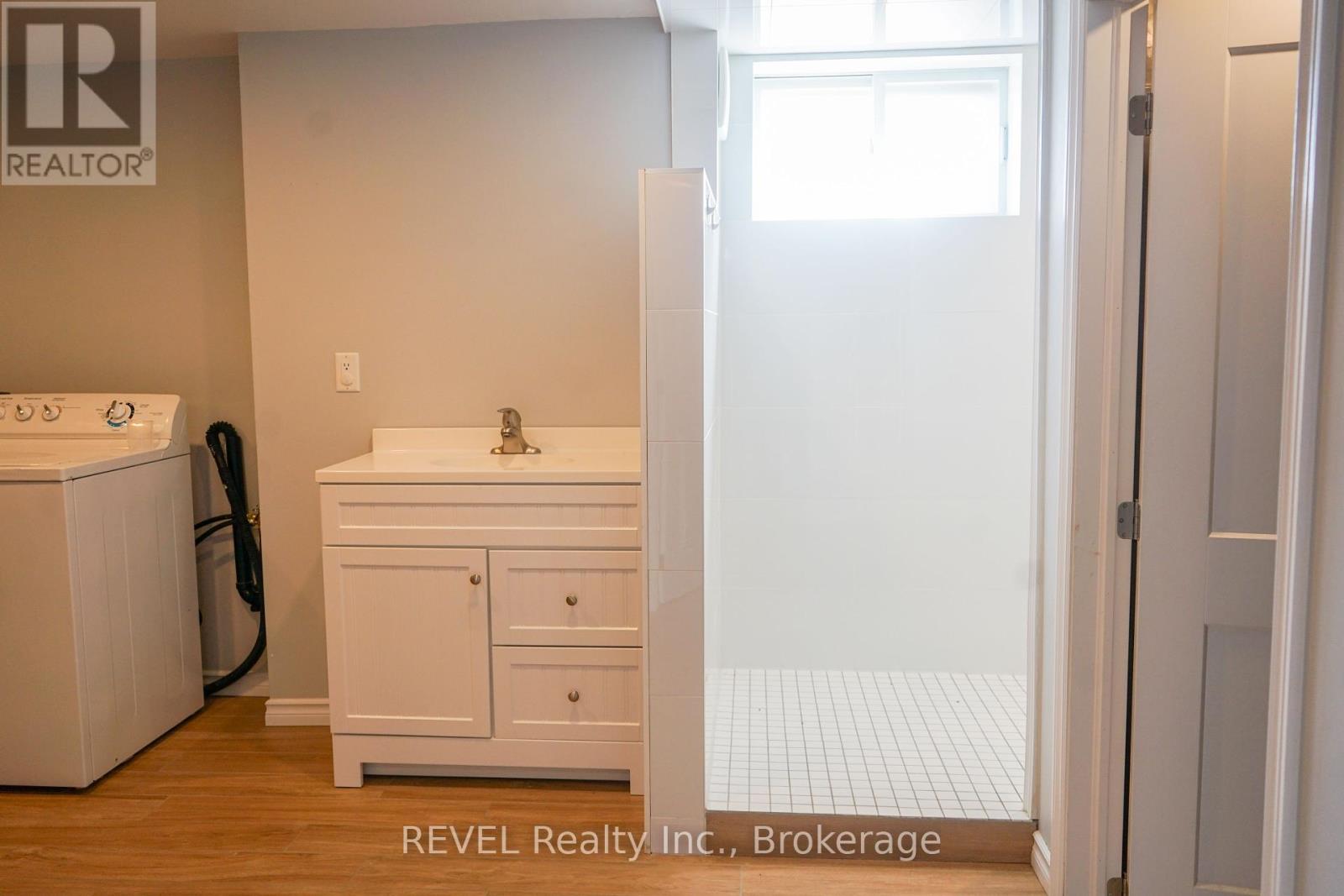 8685 Roosevelt Street, Niagara Falls, Ontario  L2G 7A3 - Photo 37 - X12391965