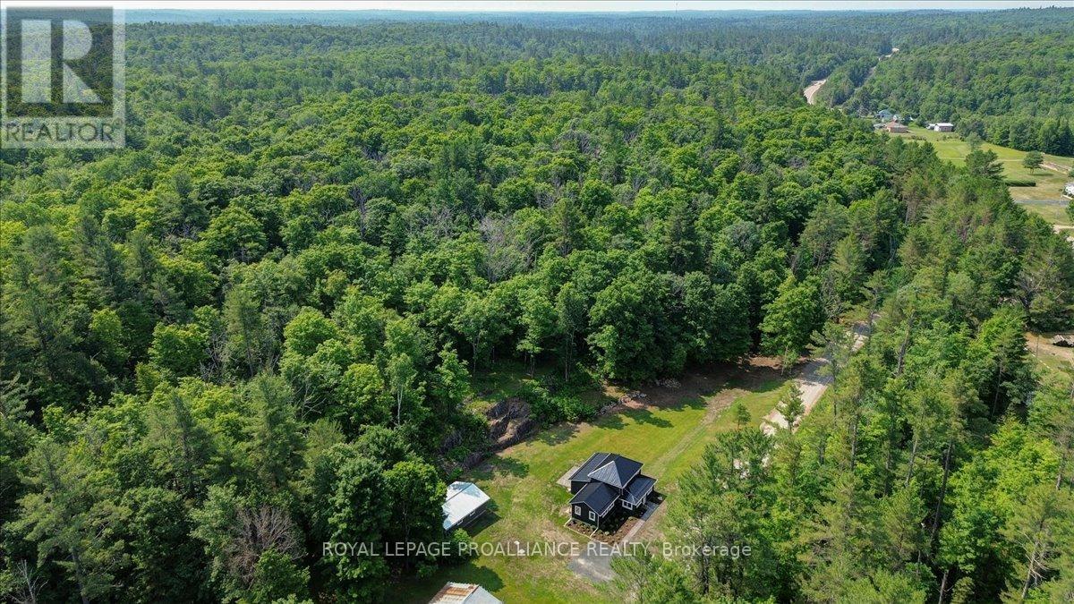 1040 Snider Road, North Frontenac, Ontario  K0H 1K0 - Photo 30 - X12391972