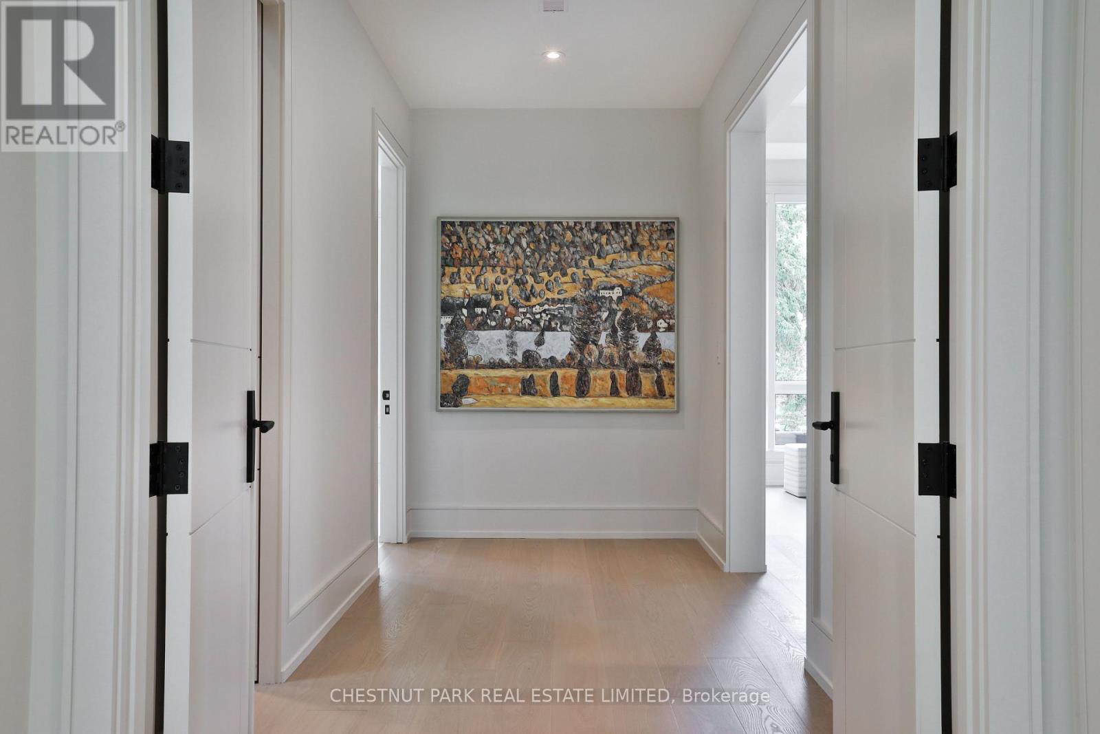 2 Marchwood Drive, Toronto, Ontario  M3H 1J8 - Photo 17 - C12391816