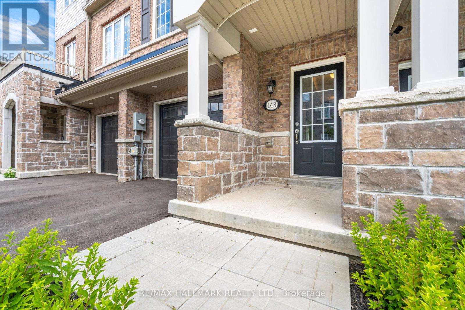 148 Honey Crisp Lane, Clarington, Ontario  L1C 7H7 - Photo 3 - E12391856