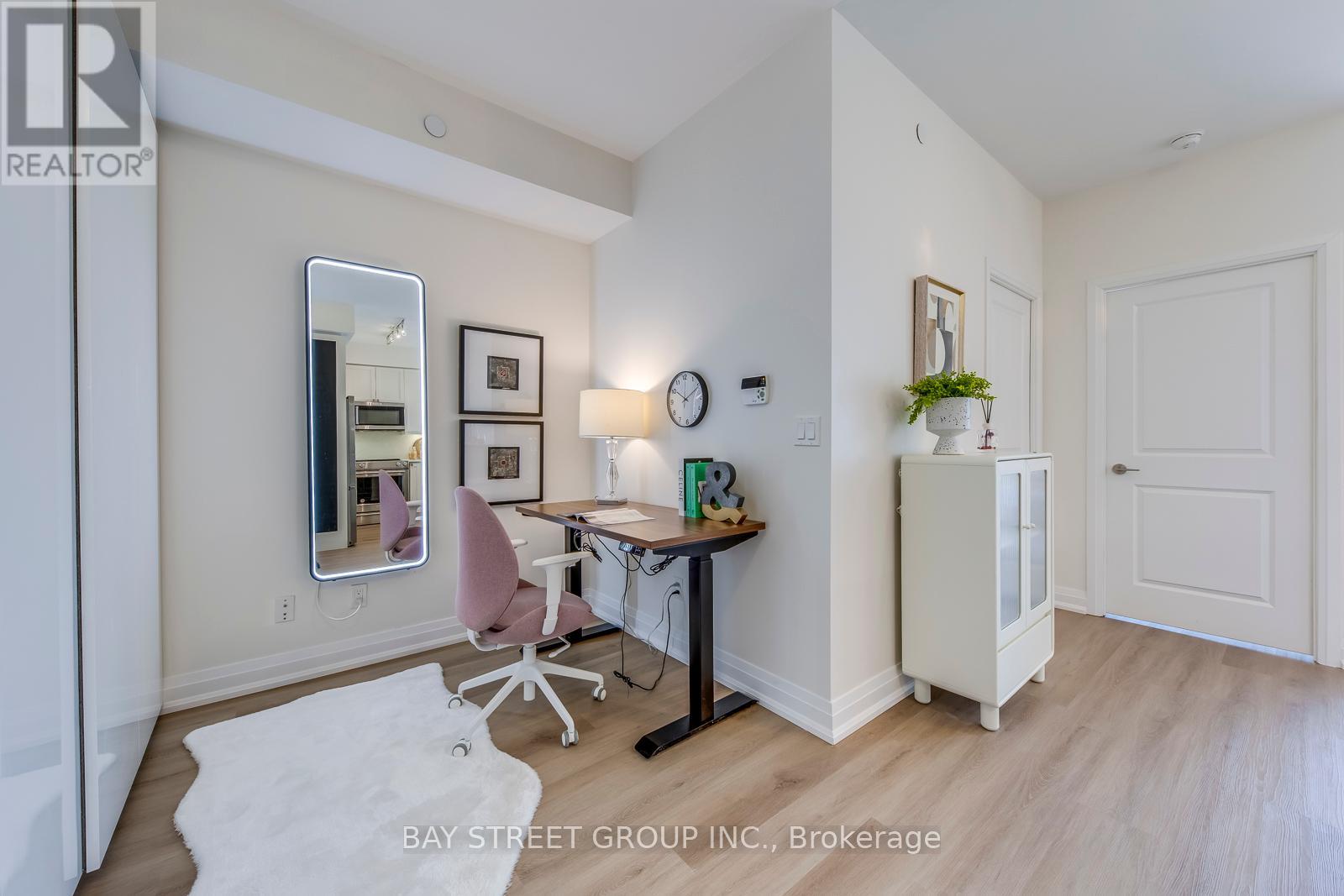 404 - 65 Oneida Crescent, Richmond Hill (Langstaff), Ontario  L4B 0A1 - Photo 20 - N12391822
