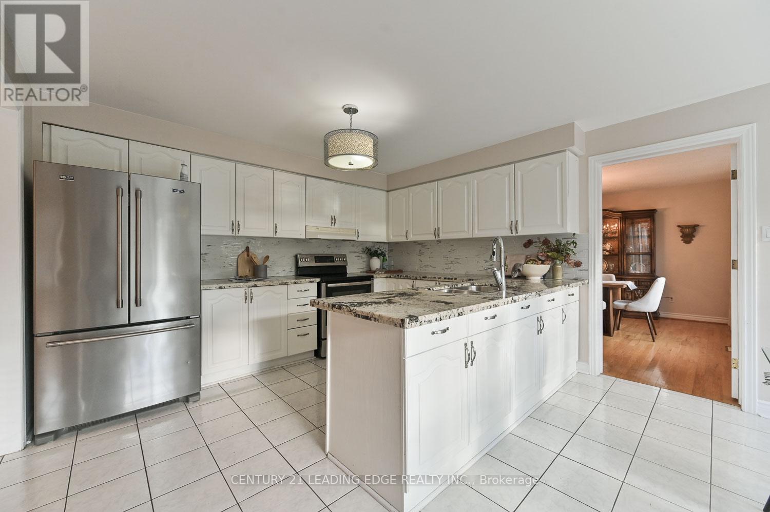 32 Addington Square, Markham (Unionville), Ontario  L3R 7N1 - Photo 18 - N12391878
