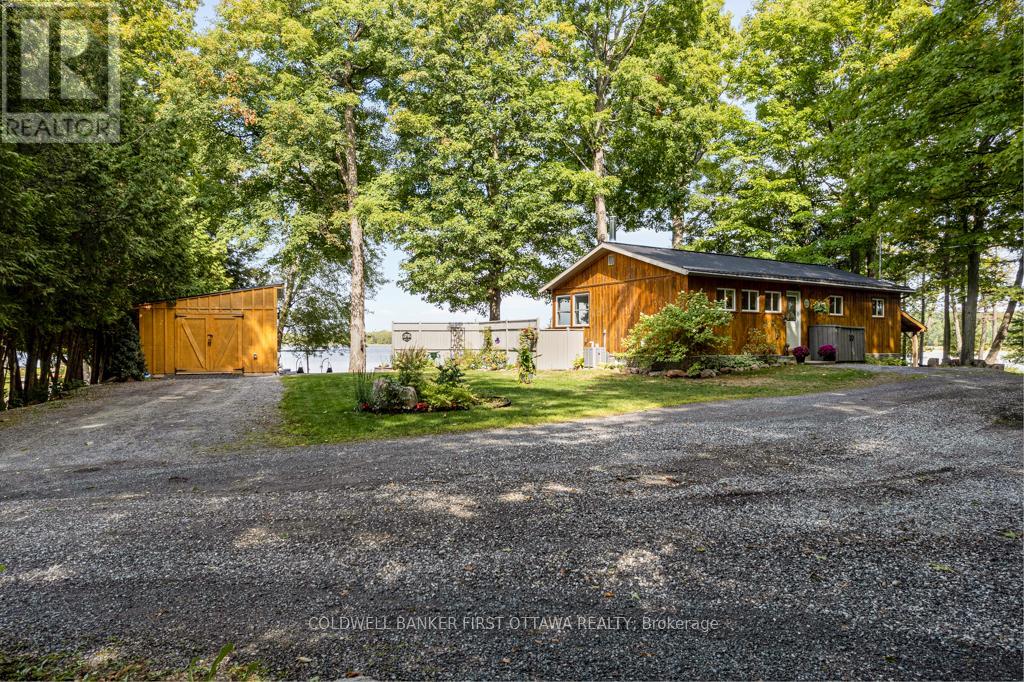 127 Sunset View Lane, Mississippi Mills, Ontario  K0A 1P0 - Photo 2 - X12391555