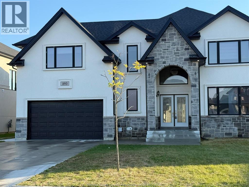 193 Whelan Avenue, Amherstburg, Ontario  N9V 0G9 - Photo 2 - 25022902