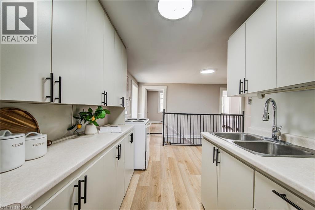 1331 King Street E, Cambridge, Ontario  N3H 3R2 - Photo 18 - 40767799