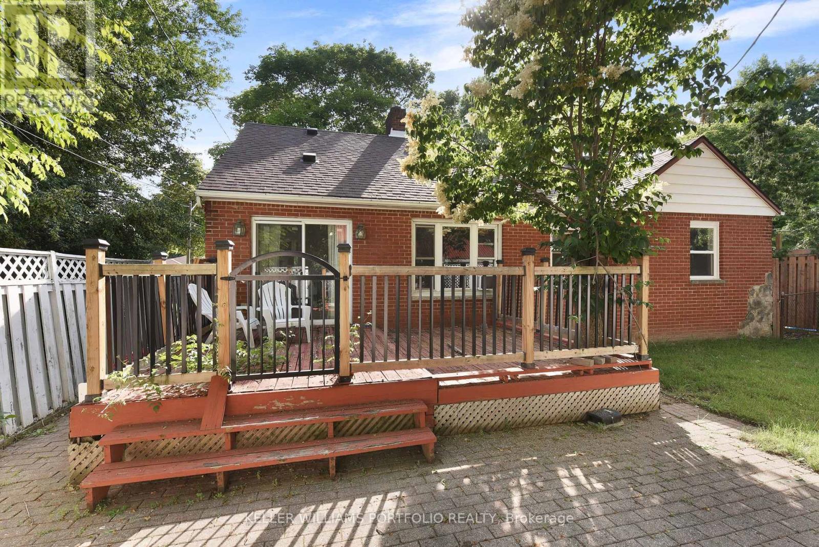146 Askin Avenue, Windsor, Ontario  N9B 2W9 - Photo 9 - X12391867
