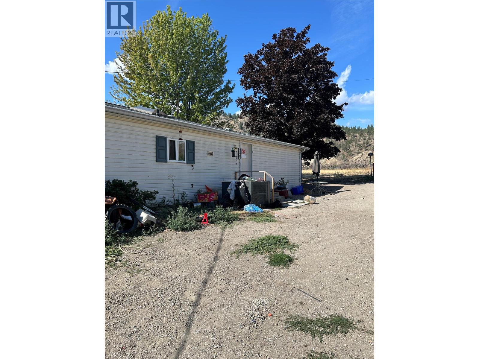 7561 Highway 97, Oliver, British Columbia