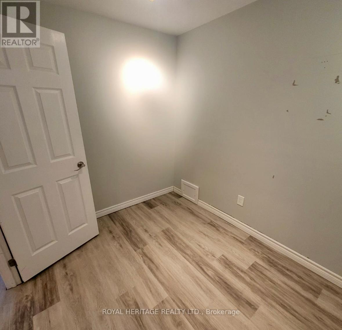 #b - 1 Heber Street, Quinte West, Ontario  K8V 1M4 - Photo 6 - X12392083