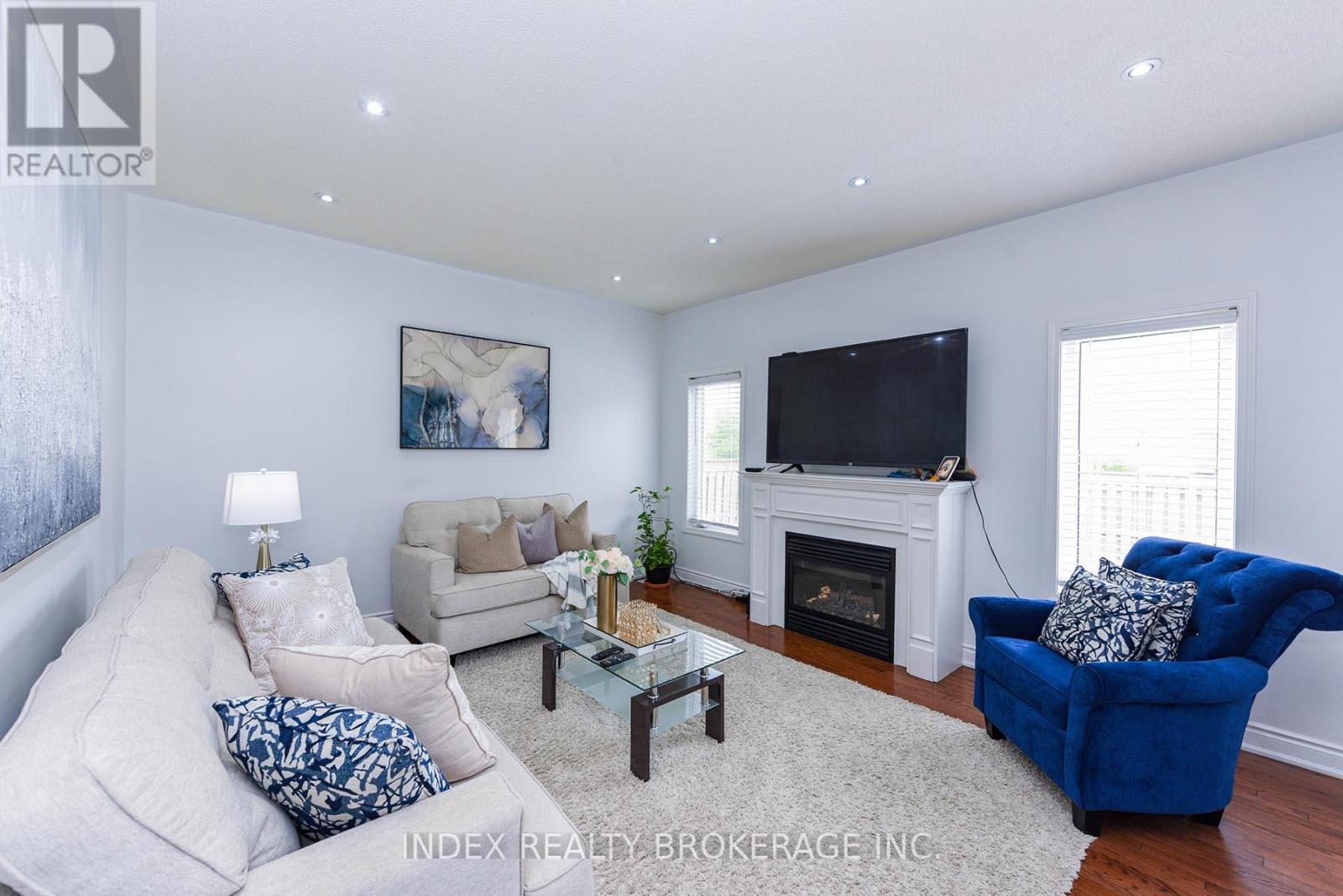 33 Portstewart Crescent, Brampton, Ontario  L6X 0R6 - Photo 12 - W12245847