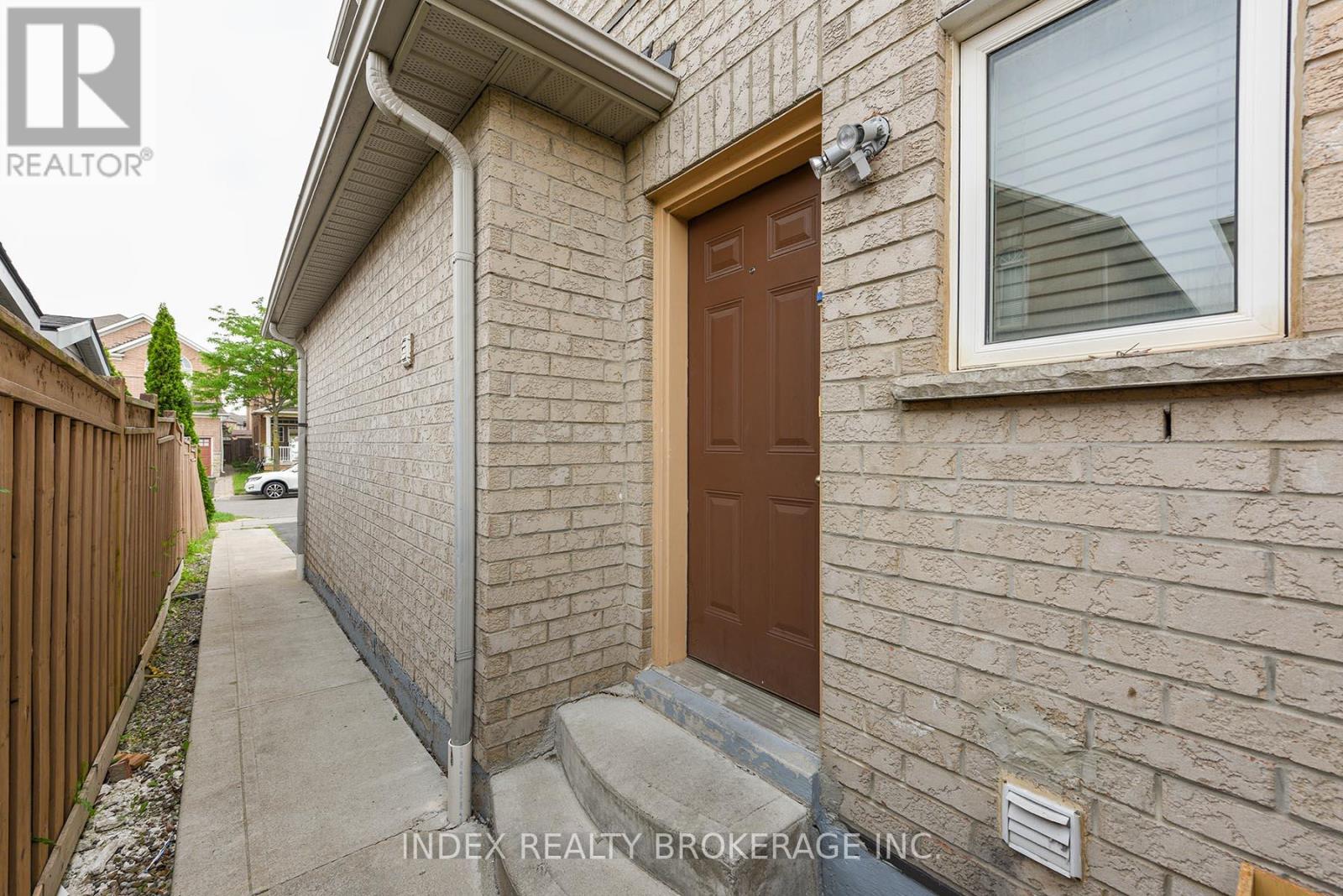 33 Portstewart Crescent, Brampton, Ontario  L6X 0R6 - Photo 46 - W12245847