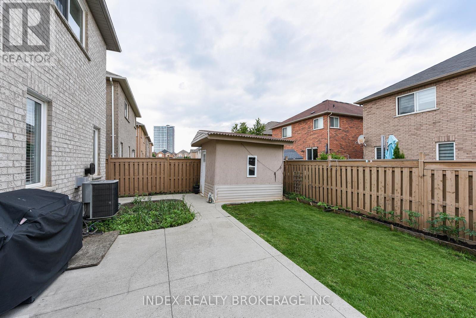 33 Portstewart Crescent, Brampton, Ontario  L6X 0R6 - Photo 47 - W12245847