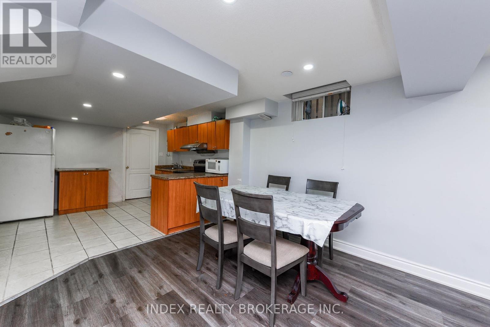 33 Portstewart Crescent, Brampton, Ontario  L6X 0R6 - Photo 38 - W12245847