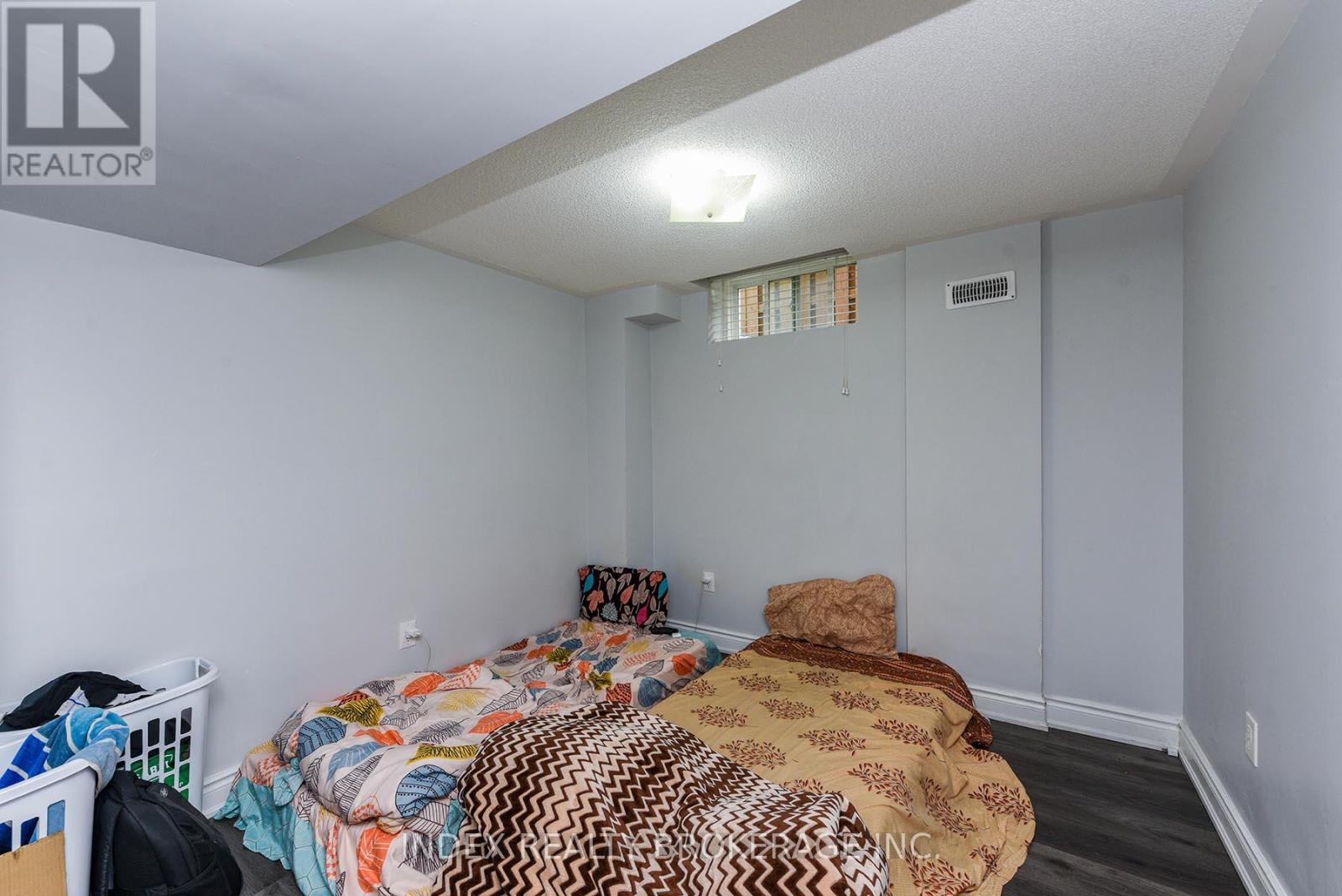 33 Portstewart Crescent, Brampton, Ontario  L6X 0R6 - Photo 34 - W12245847