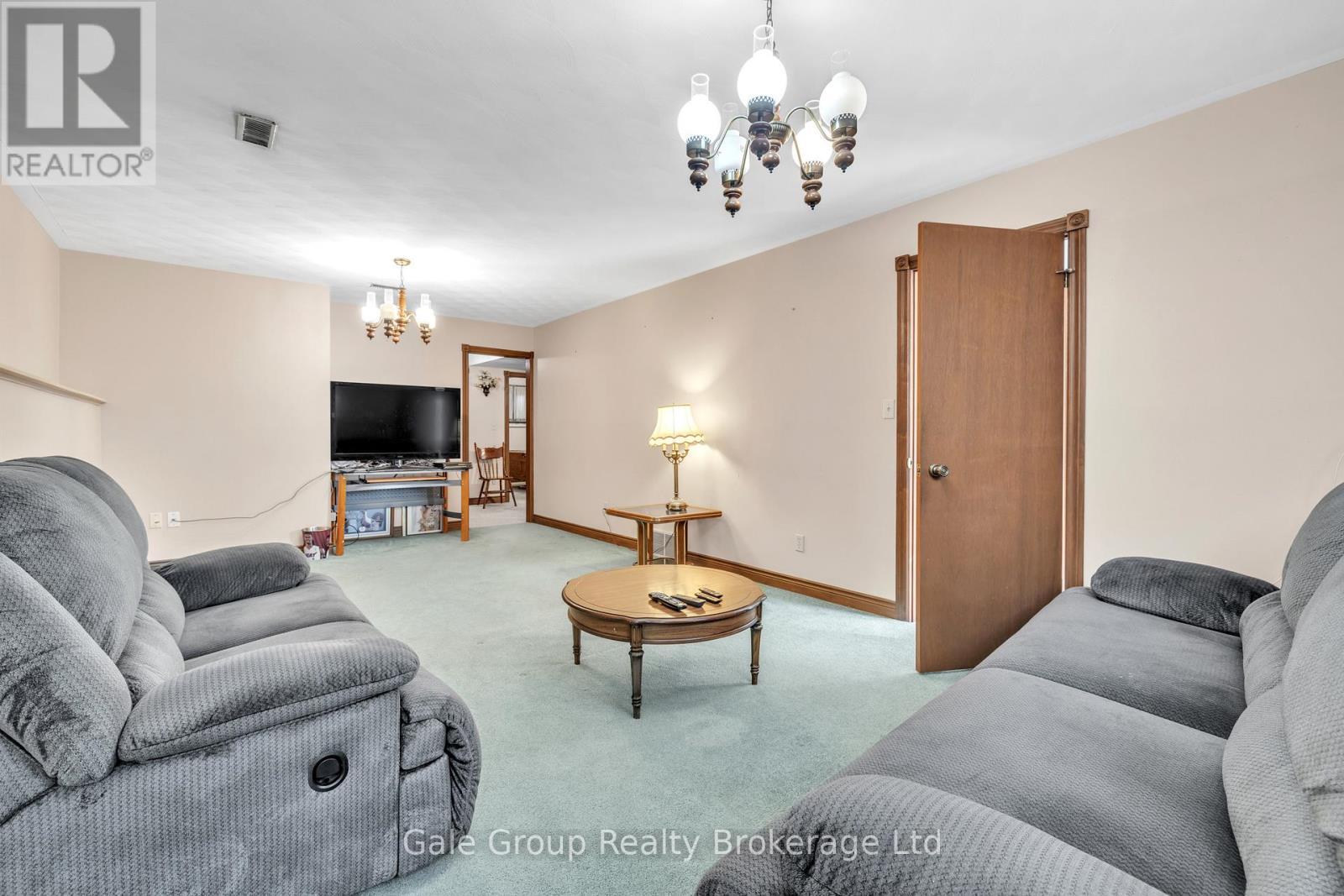81 Bee Street, Woodstock, Ontario  N4S 3Z2 - Photo 14 - X12392072