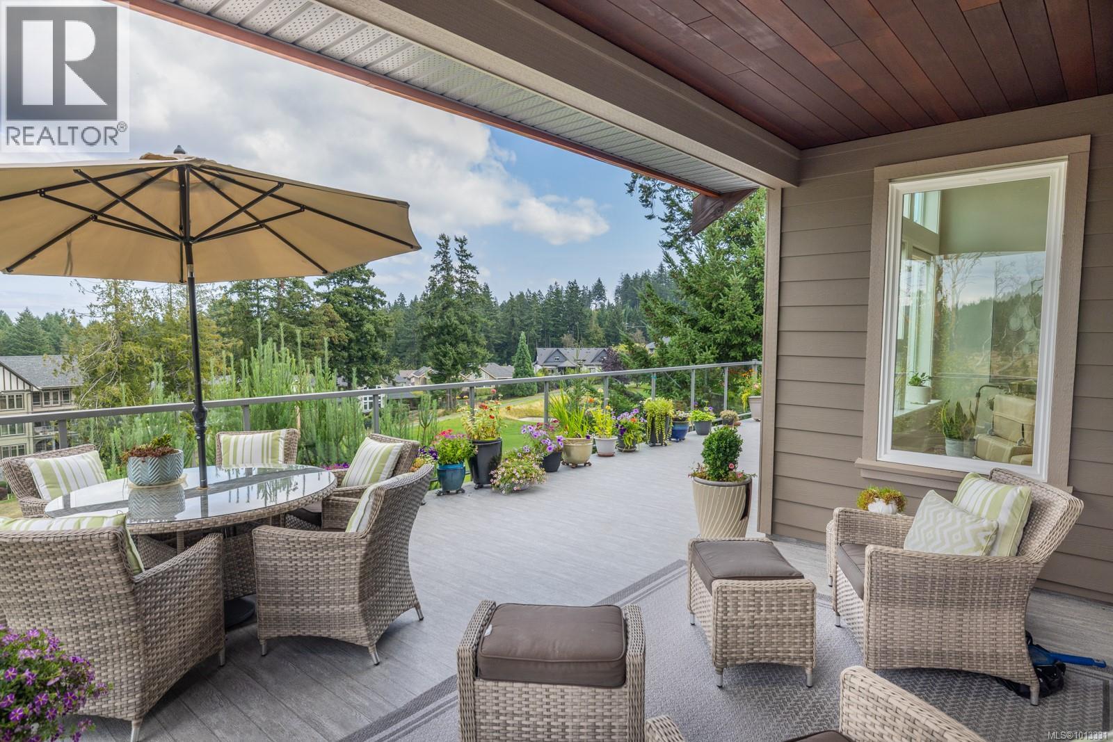 Property at 2027 Hedgestone Lane image 5