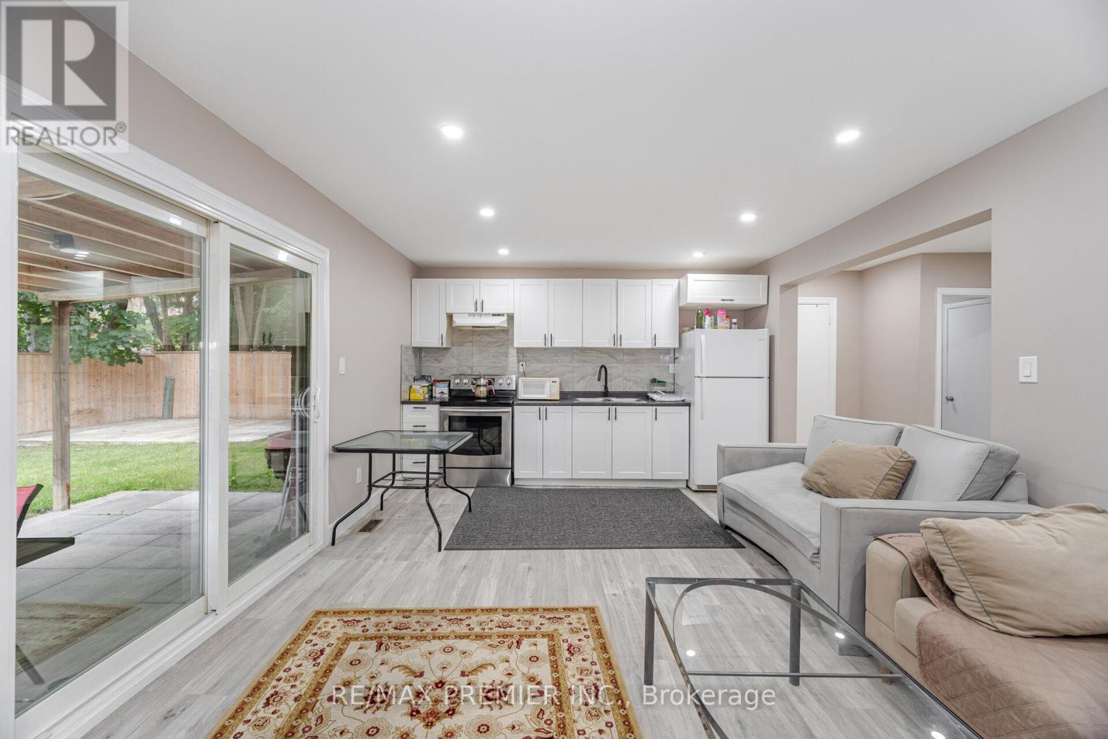 173 Torresdale Avenue, Toronto, Ontario  M2R 3E3 - Photo 30 - C12392042