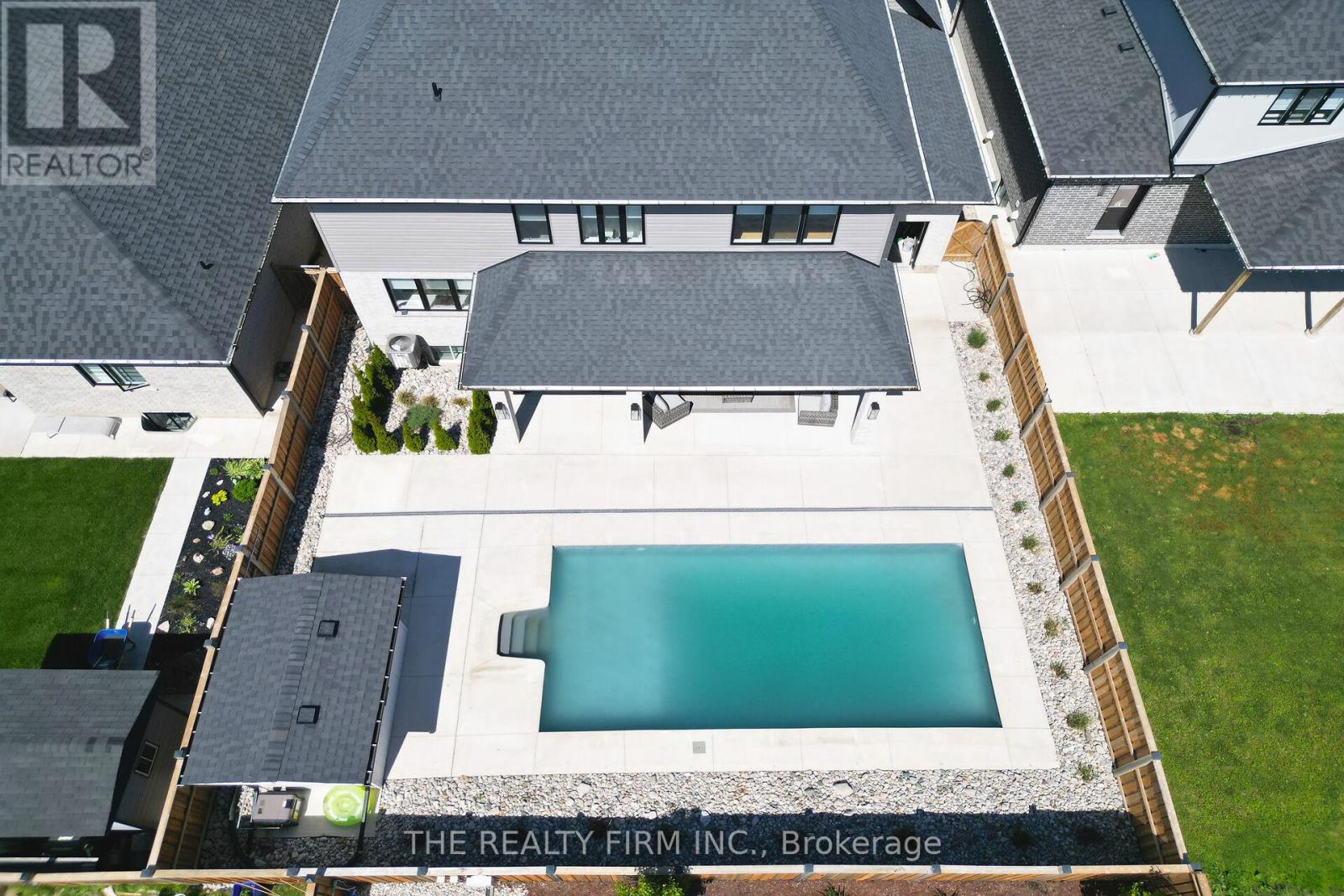 2151 Tripp Drive, London South, Ontario  N6P 0H4 - Photo 45 - X12392070