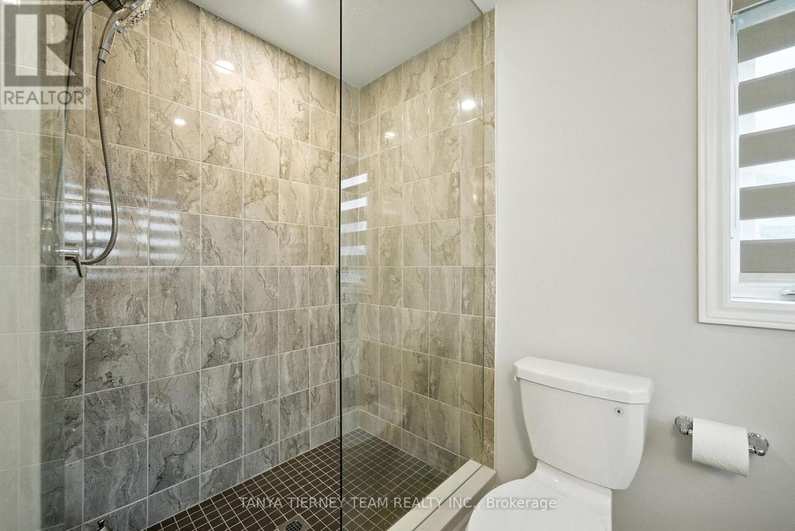 95 Bremner Street, Whitby (Rolling Acres), Ontario  L1R 0P9 - Photo 30 - E12391894