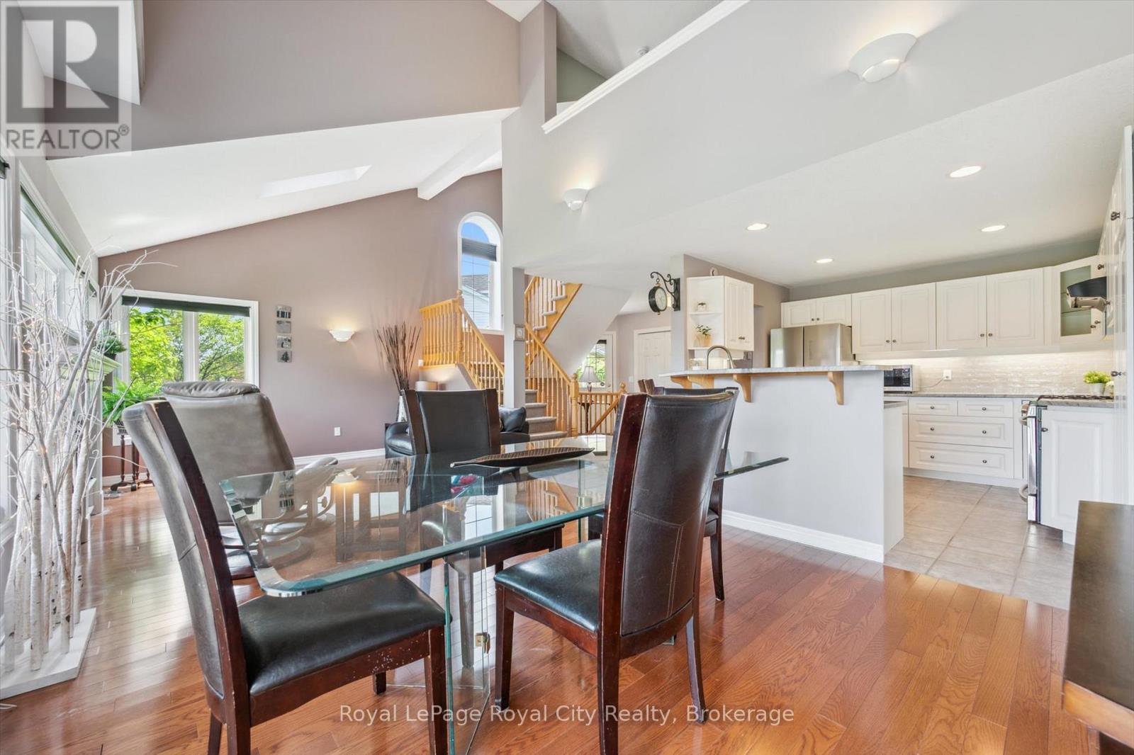 105 Riverwalk Place, Guelph/eramosa (Rockwood), Ontario  N0B 2K0 - Photo 10 - X12392092
