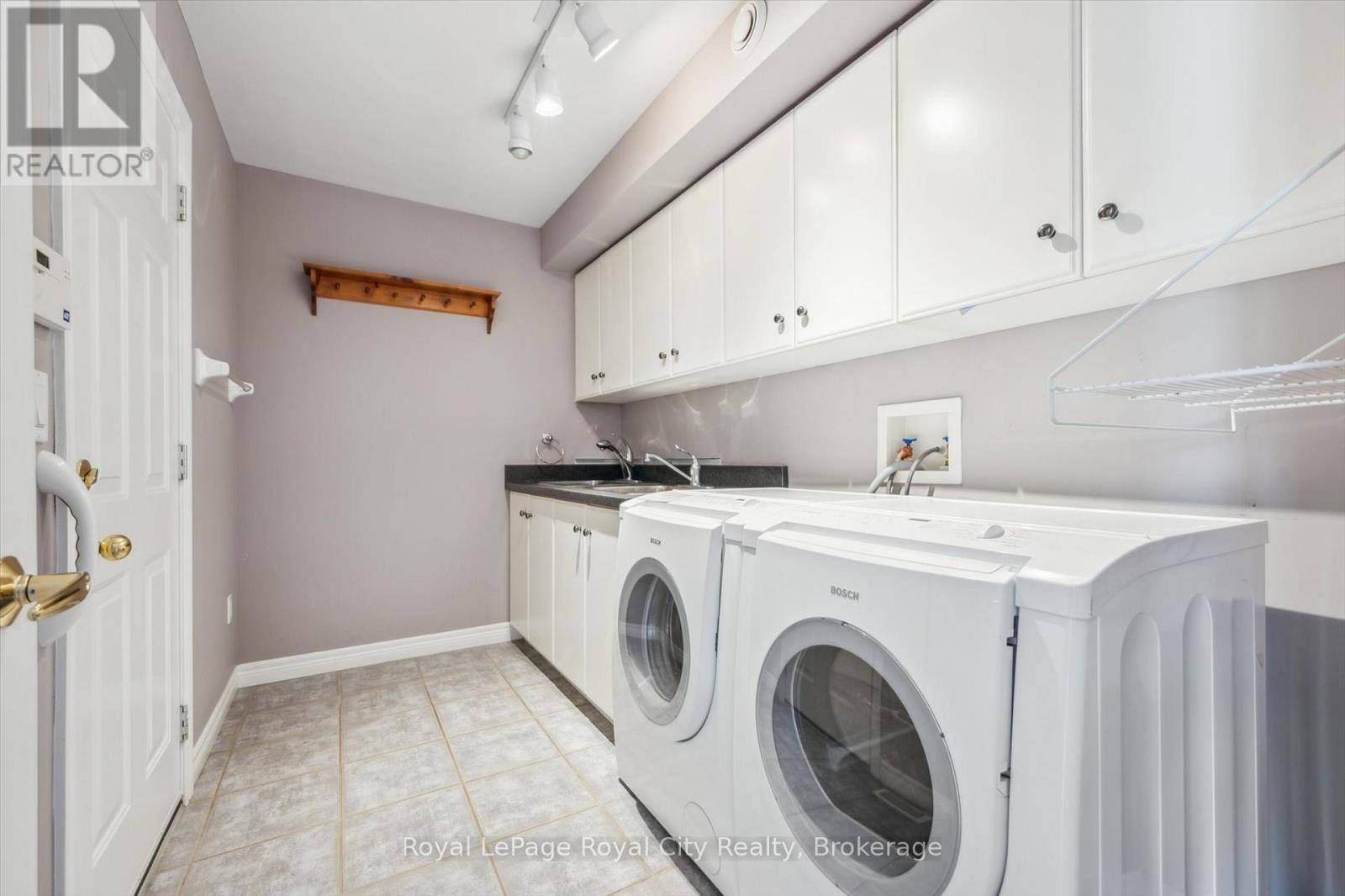 105 Riverwalk Place, Guelph/eramosa (Rockwood), Ontario  N0B 2K0 - Photo 19 - X12392092