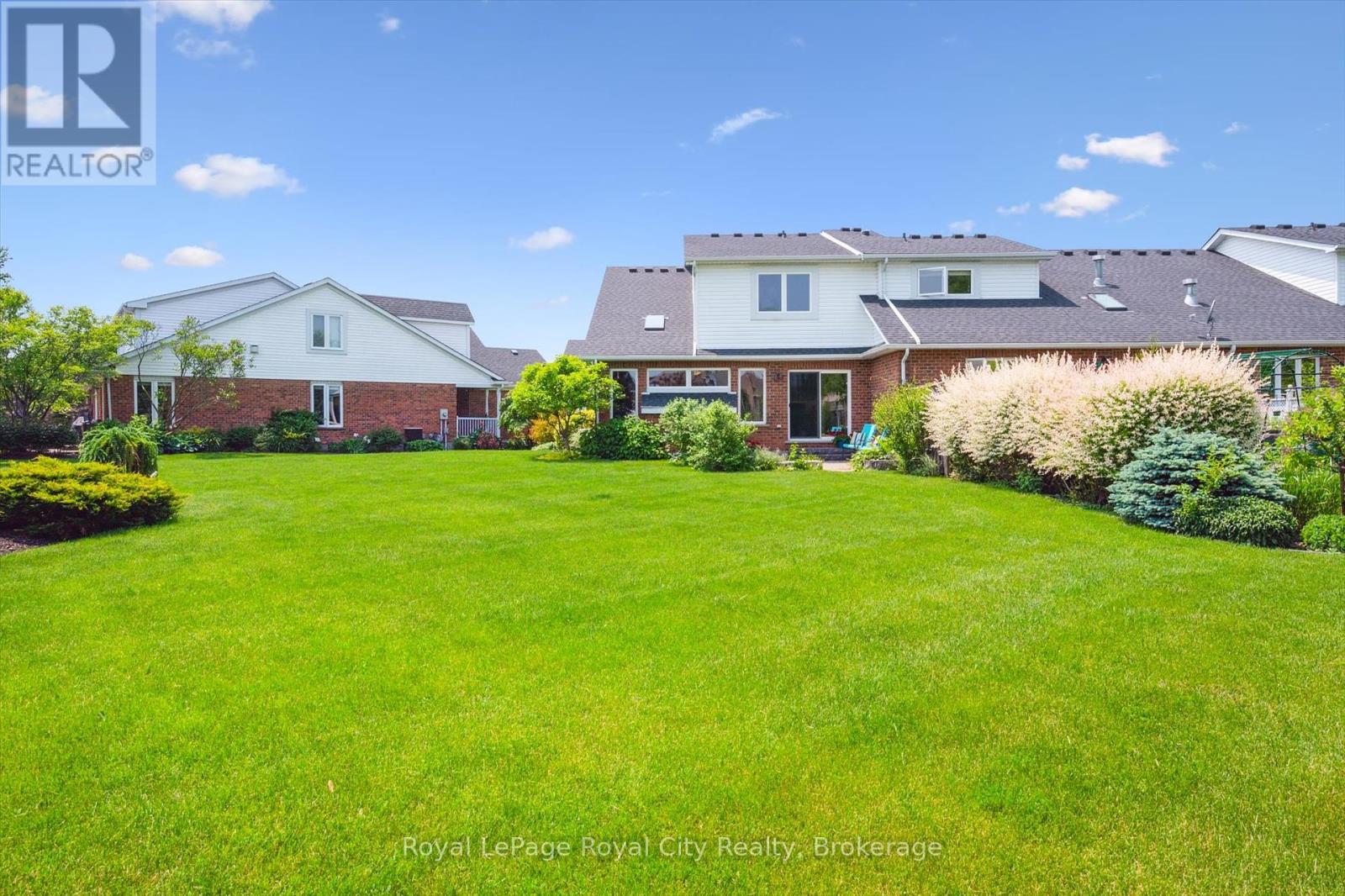 105 Riverwalk Place, Guelph/eramosa (Rockwood), Ontario  N0B 2K0 - Photo 28 - X12392092