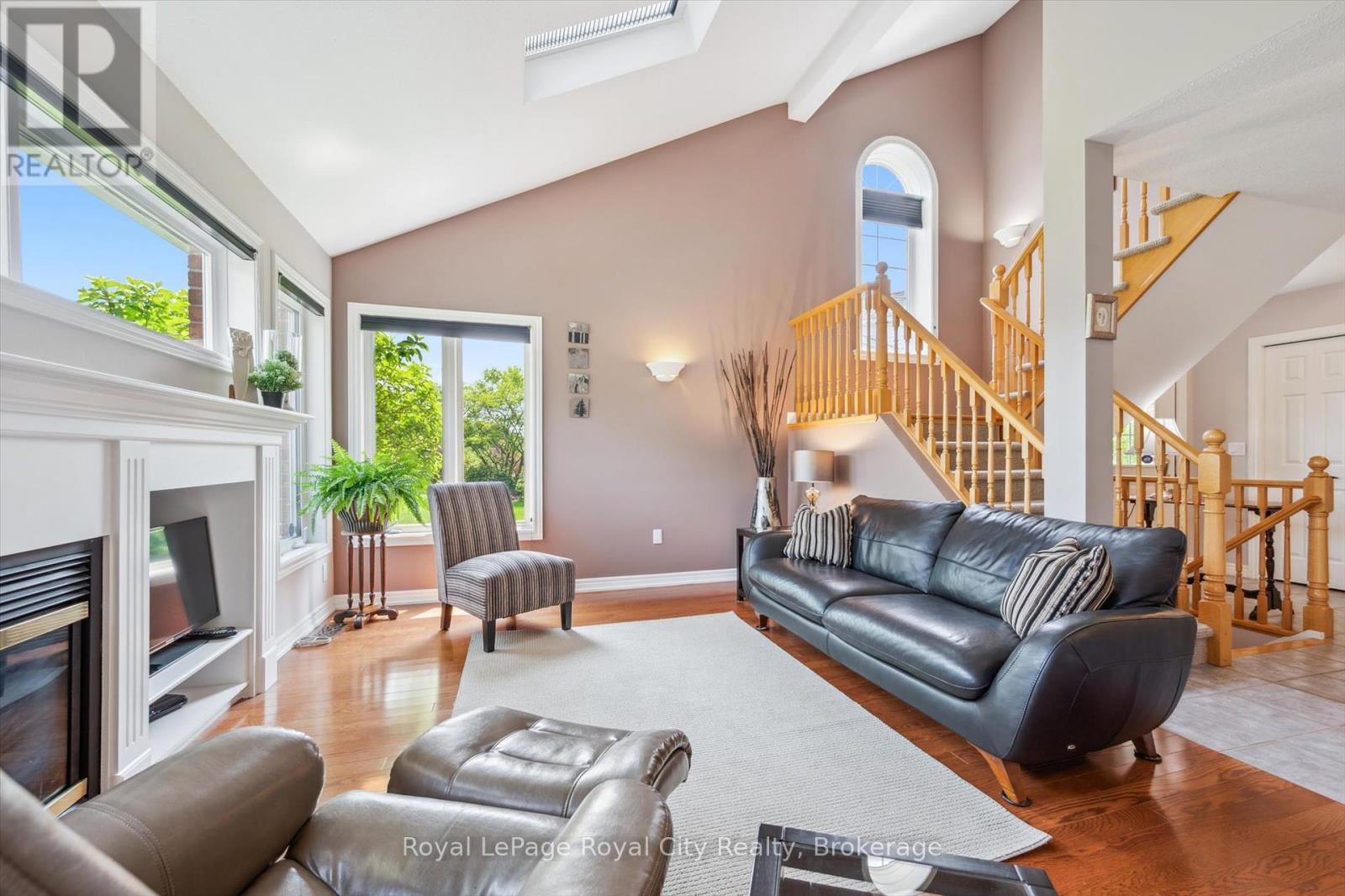 105 Riverwalk Place, Guelph/eramosa (Rockwood), Ontario  N0B 2K0 - Photo 6 - X12392092