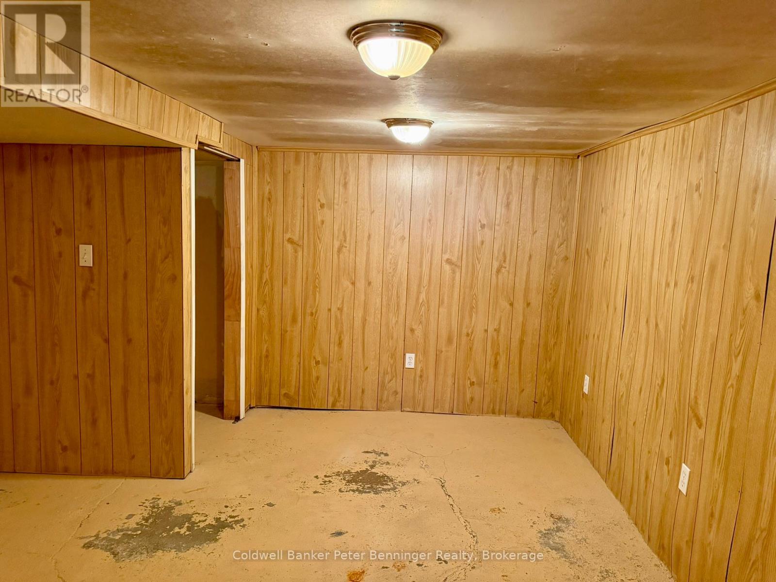 259 Minnie Street, North Huron, Ontario  N0G 2W0 - Photo 19 - X12392093