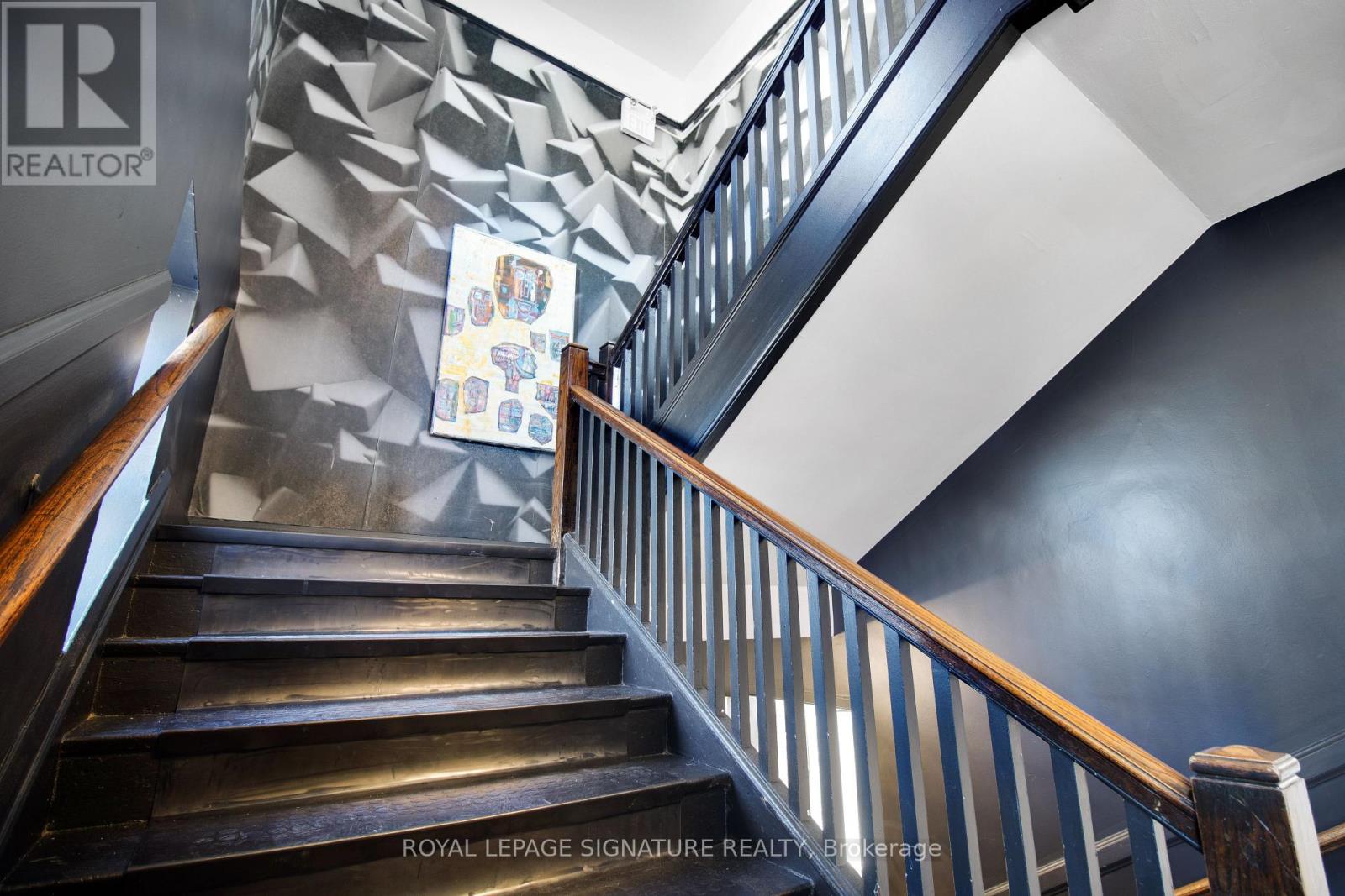 15 Chisholm Avenue, Toronto, Ontario  M4C 4V1 - Photo 10 - E12392004