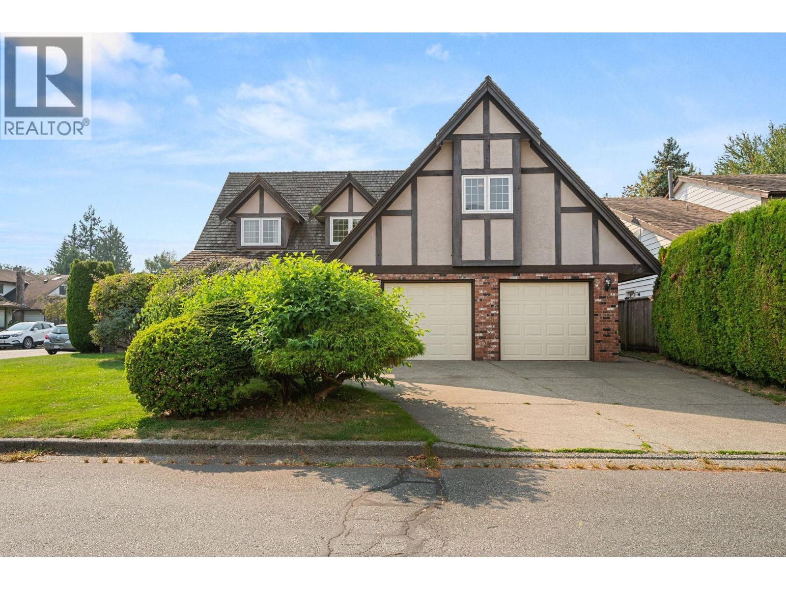 8711 Doulton Place, Richmond, British Columbia  V7C 5A3 - Photo 3 - R3044577