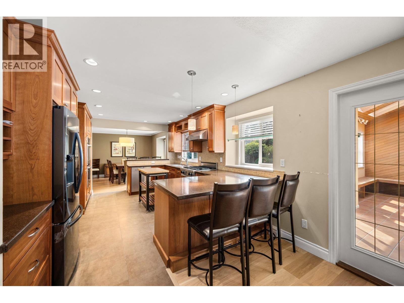8711 Doulton Place, Richmond, British Columbia  V7C 5A3 - Photo 8 - R3044577