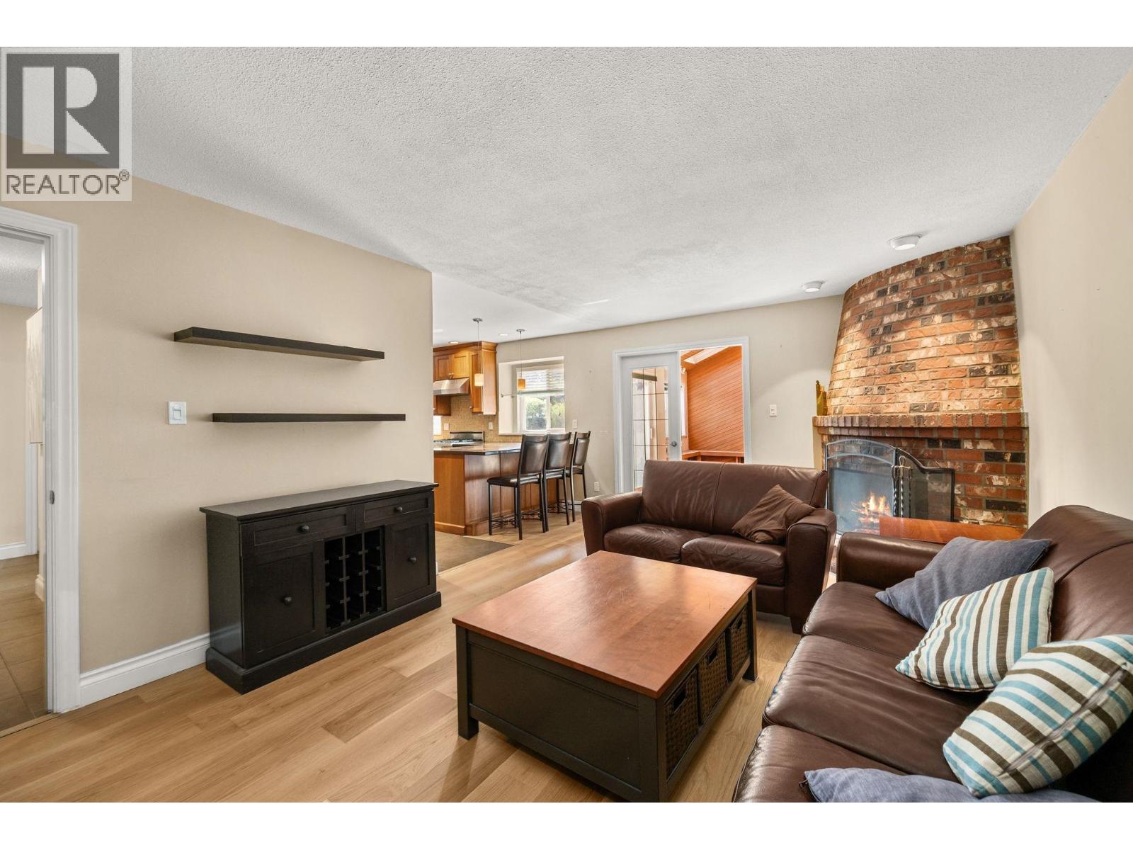 8711 Doulton Place, Richmond, British Columbia  V7C 5A3 - Photo 7 - R3044577