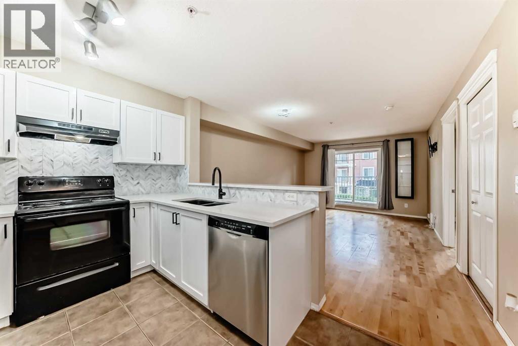 8106, 70 Panamount Drive Nw, Calgary, Alberta  T3K 6L7 - Photo 2 - A2255150