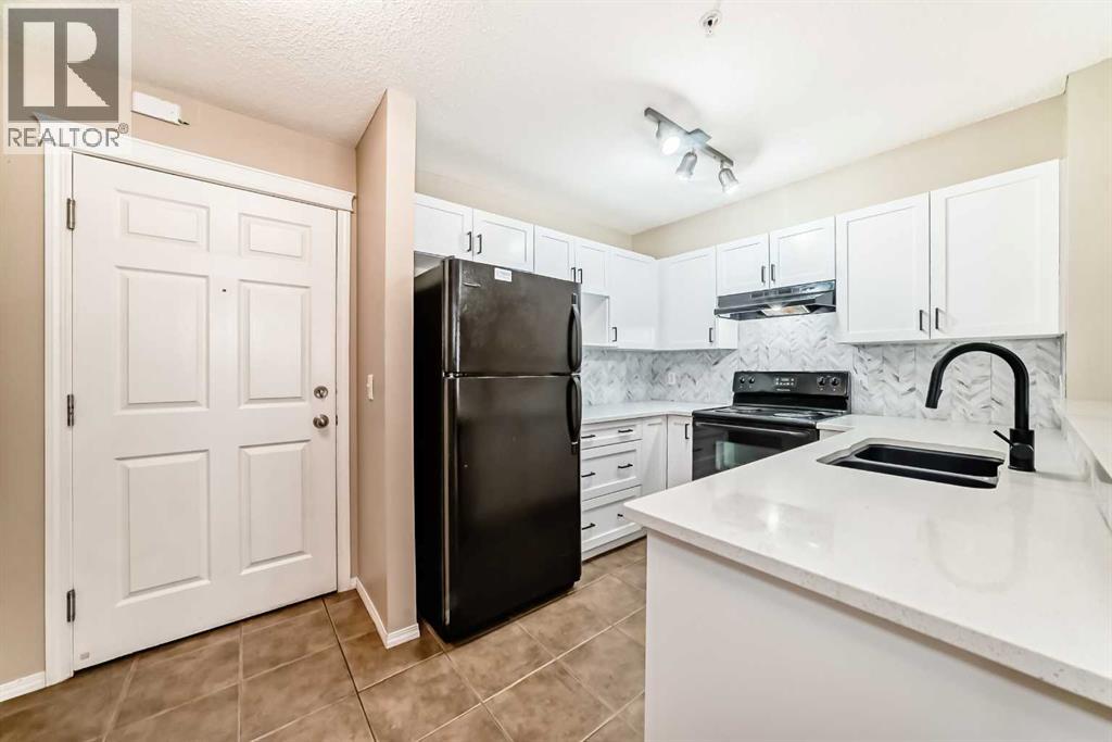 8106, 70 Panamount Drive Nw, Calgary, Alberta  T3K 6L7 - Photo 6 - A2255150