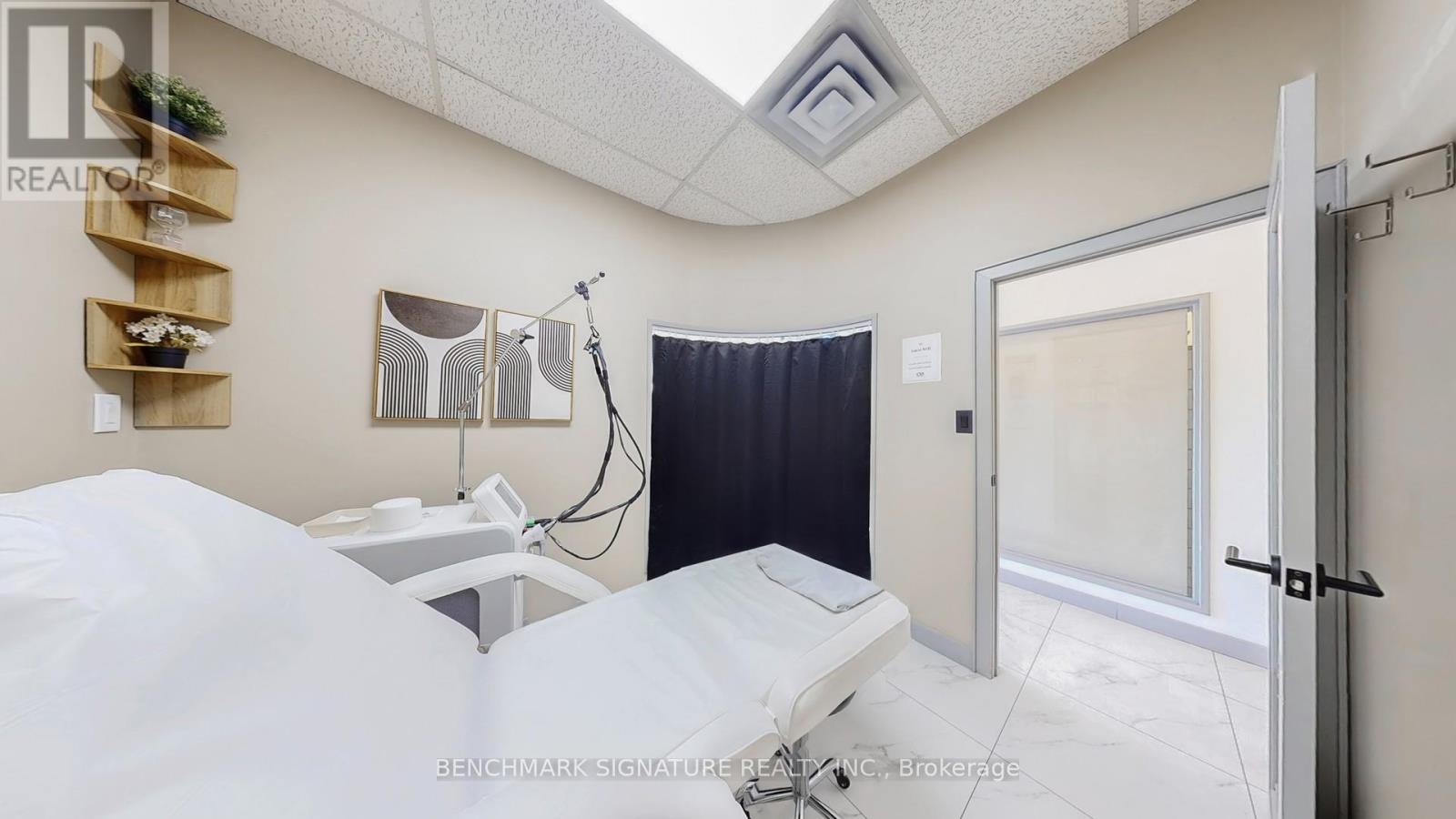 16 - 160 East Beaver Creek Road, Richmond Hill (Beaver Creek Business Park), Ontario  L4B 3J6 - Photo 15 - N12391935