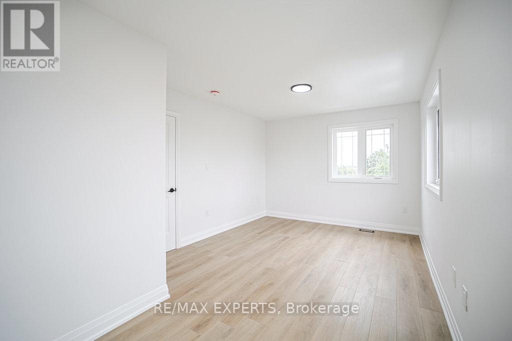426 Veterans Drive, Barrie, Ontario  L4N 9G9 - Photo 24 - S12392011