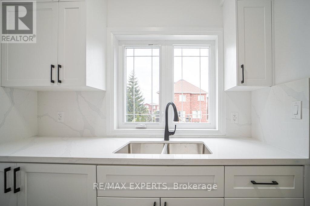 426 Veterans Drive, Barrie, Ontario  L4N 9G9 - Photo 29 - S12392011