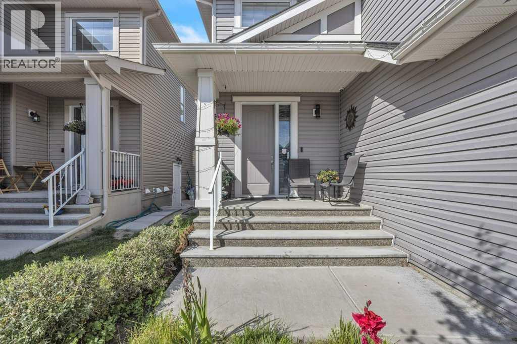 283 Baywater Way Sw, Airdrie, Alberta  T4B 0B3 - Photo 2 - A2252673