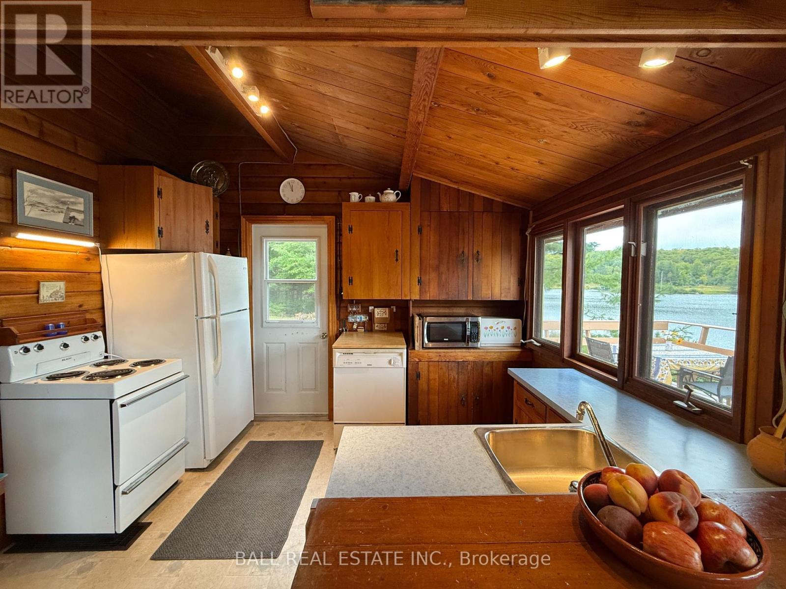 198 Davies Lane, South Algonquin, Ontario  K0J 2C0 - Photo 15 - X12374166
