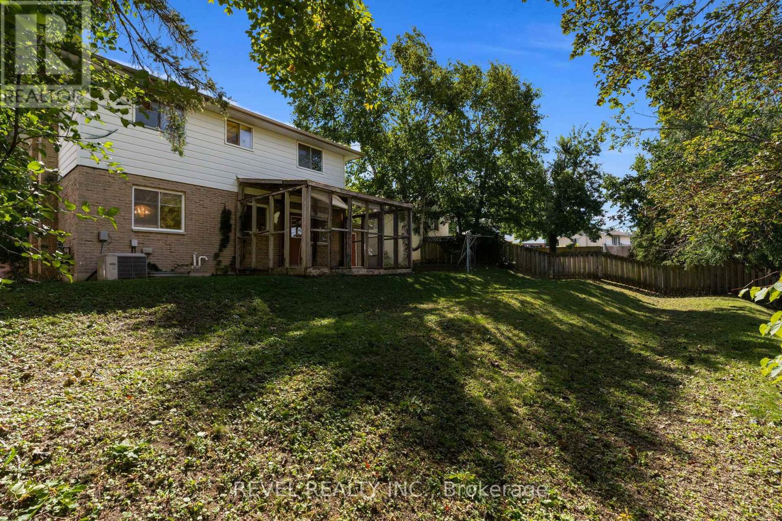 22 Belcourt Avenue, Barrie, Ontario  L4M 4E3 - Photo 24 - S12390396