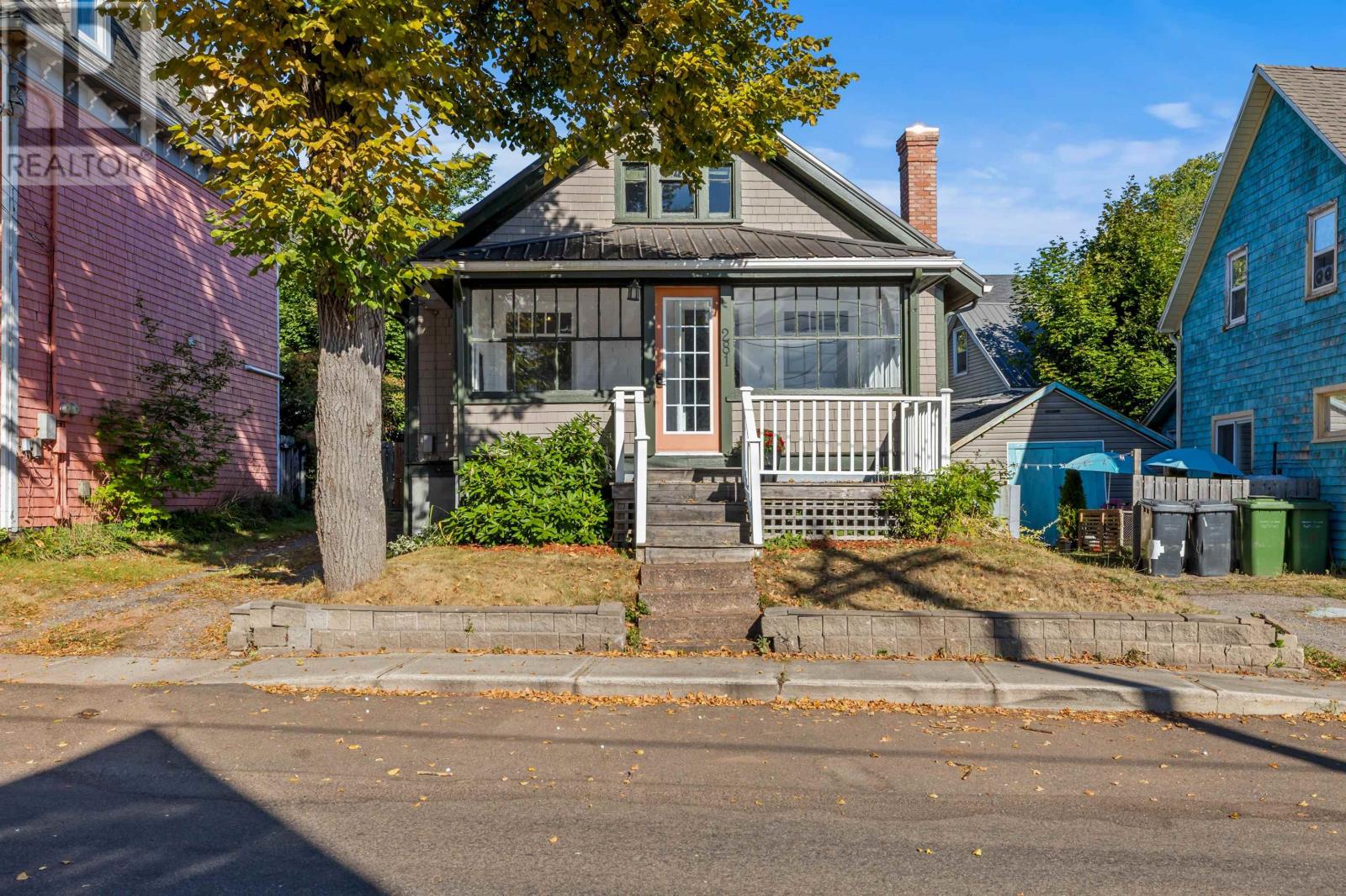 281 Euston Street, Charlottetown, Prince Edward Island  C1A 1X5 - Photo 2 - 202522822