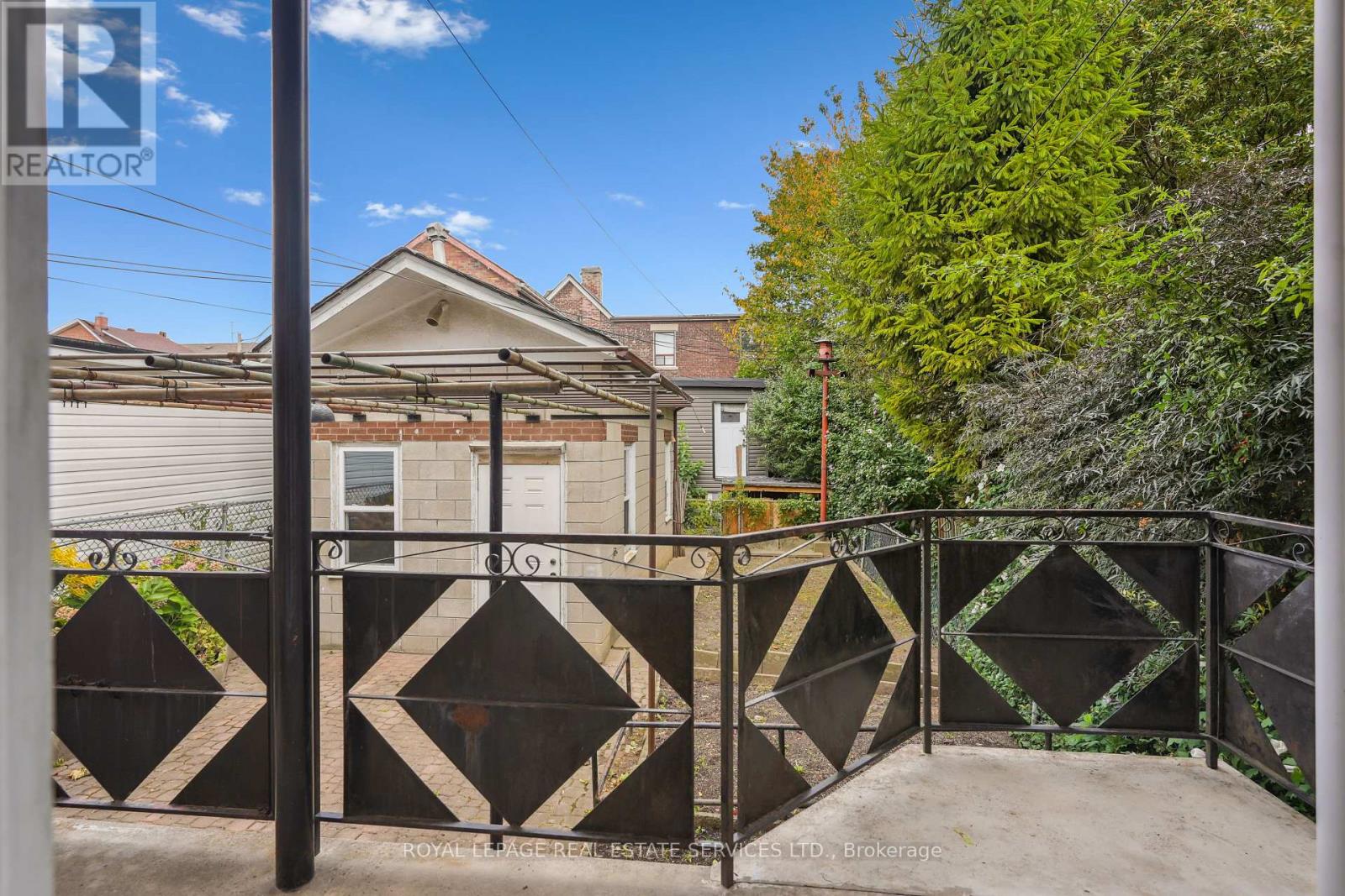29 Greenlaw Avenue, Toronto (Corso Italia-Davenport), Ontario  M6H 3V6 - Photo 16 - W12391893